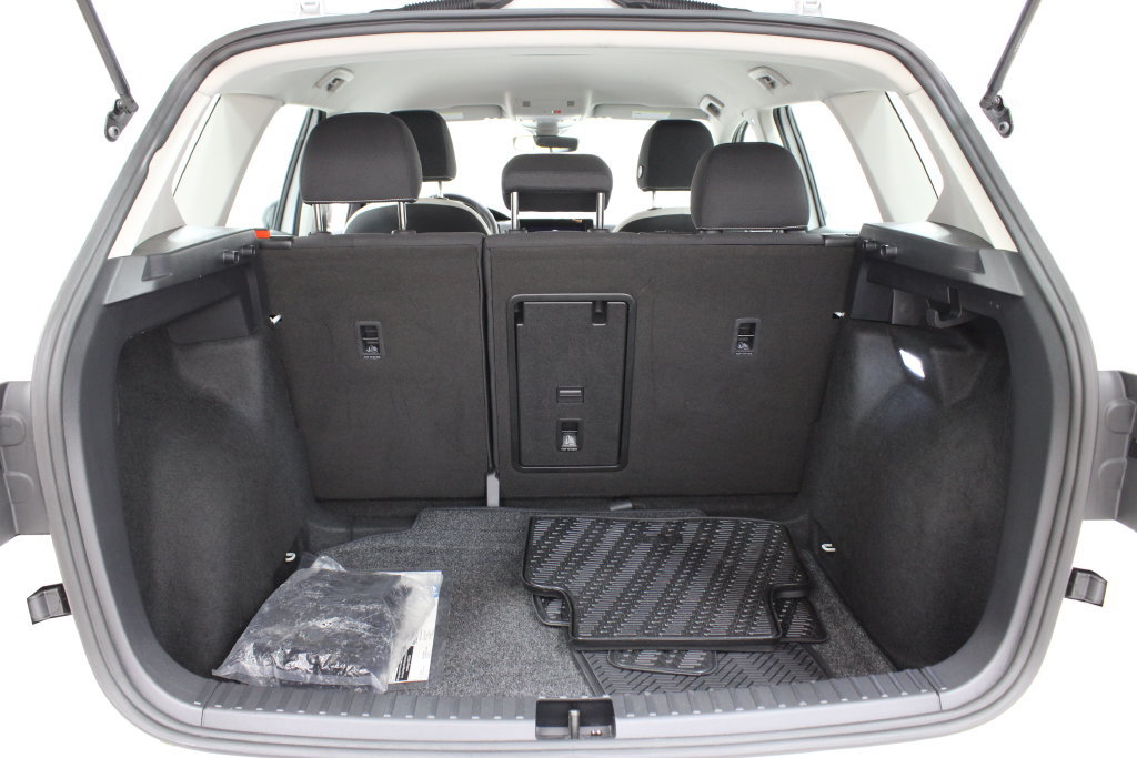 Certified 2026 Volkswagen Taos S FWD image 27