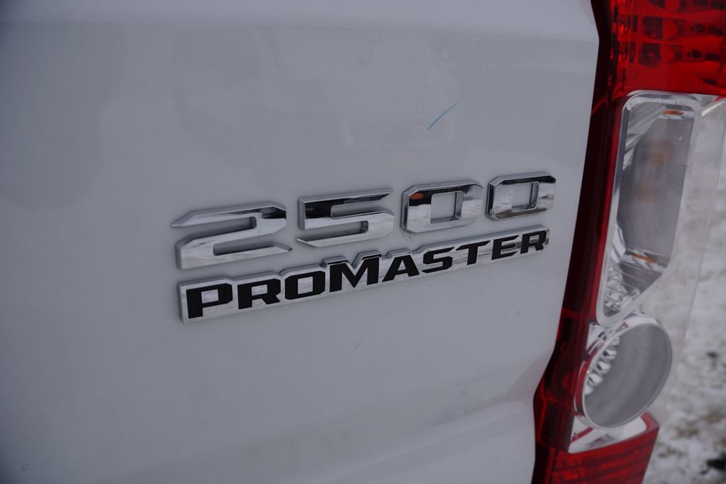 Used 2025 RAM ProMaster 2500 w/ Convenience Group image 16