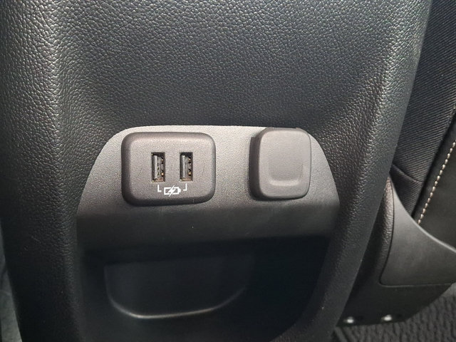 Certified 2022 GMC Canyon Denali AWD/4WD image 11