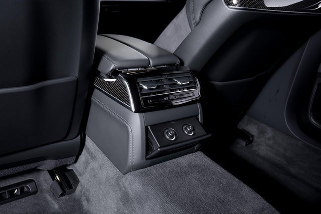 Used 2024 Audi S8 w/ S8 Comfort Plus Package image 28