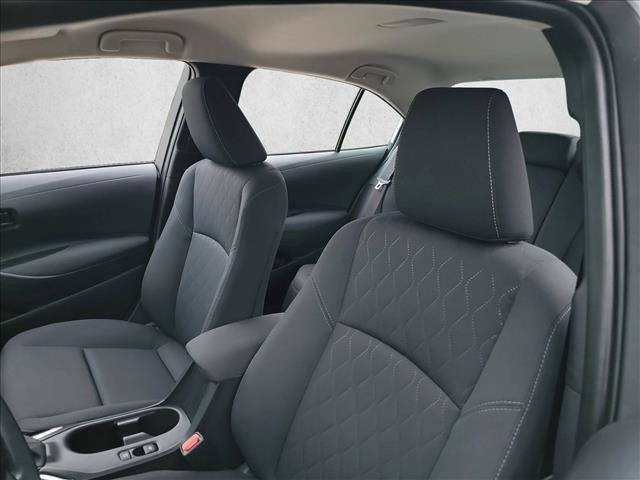 Used 2025 Toyota Corolla LE image 13