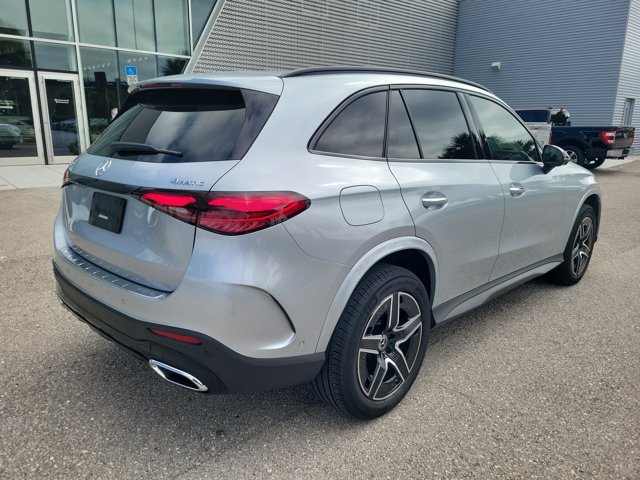 Used 2024 Mercedes-Benz GLC 300 4MATIC image 7