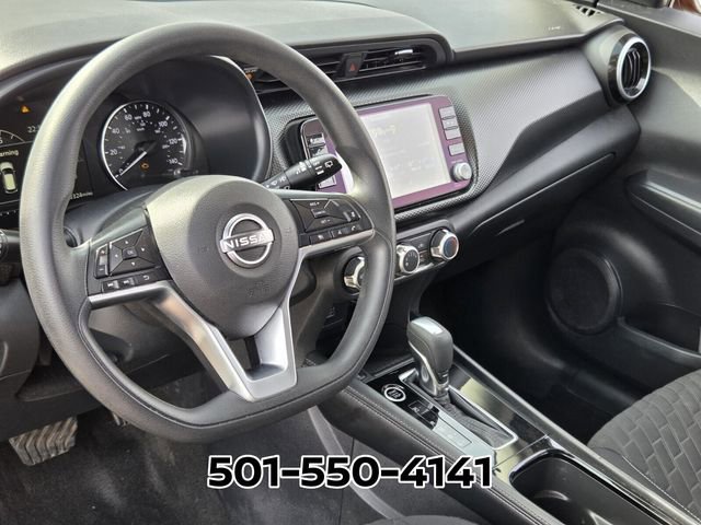 Used 2023 Nissan Kicks SV image 9