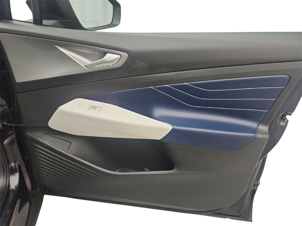 Used 2023 Volkswagen ID.4 Pro S image 25