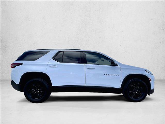 Used 2023 Chevrolet Traverse LS w/ Midnight/Sport Edition image 5