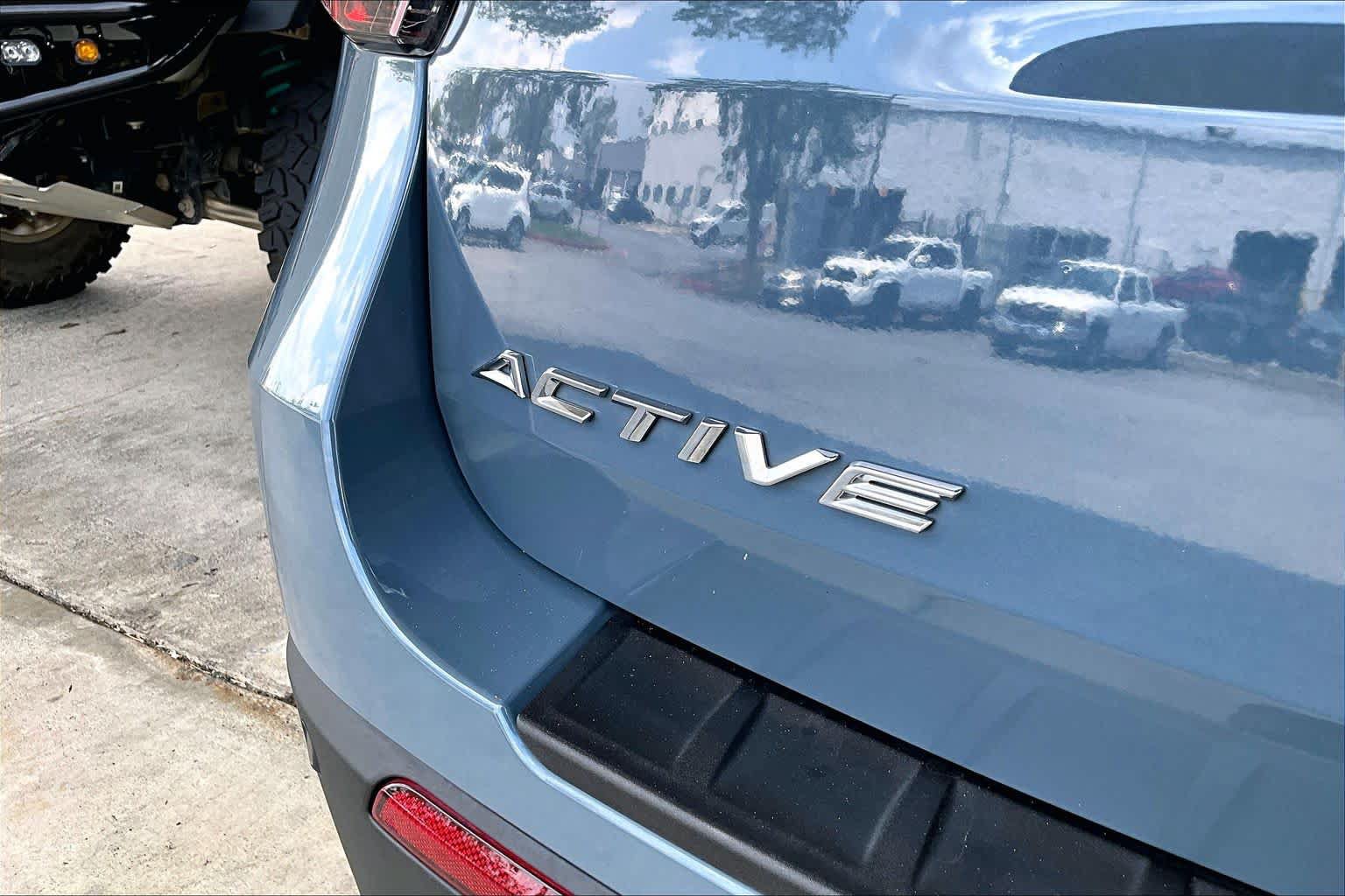 Used 2025 Ford Explorer Active w/ Active Comfort Package AWD/4WD image 10