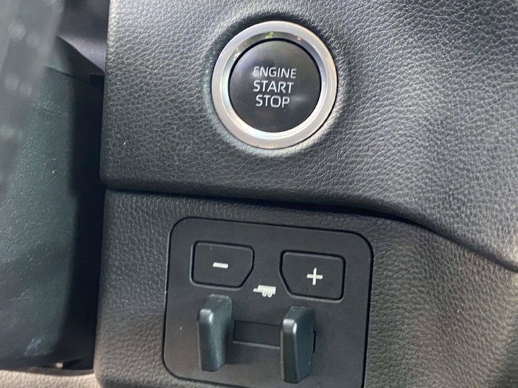 Used 2023 Toyota Tundra SR5 w/ SR5 Convenience Package AWD/4WD image 25