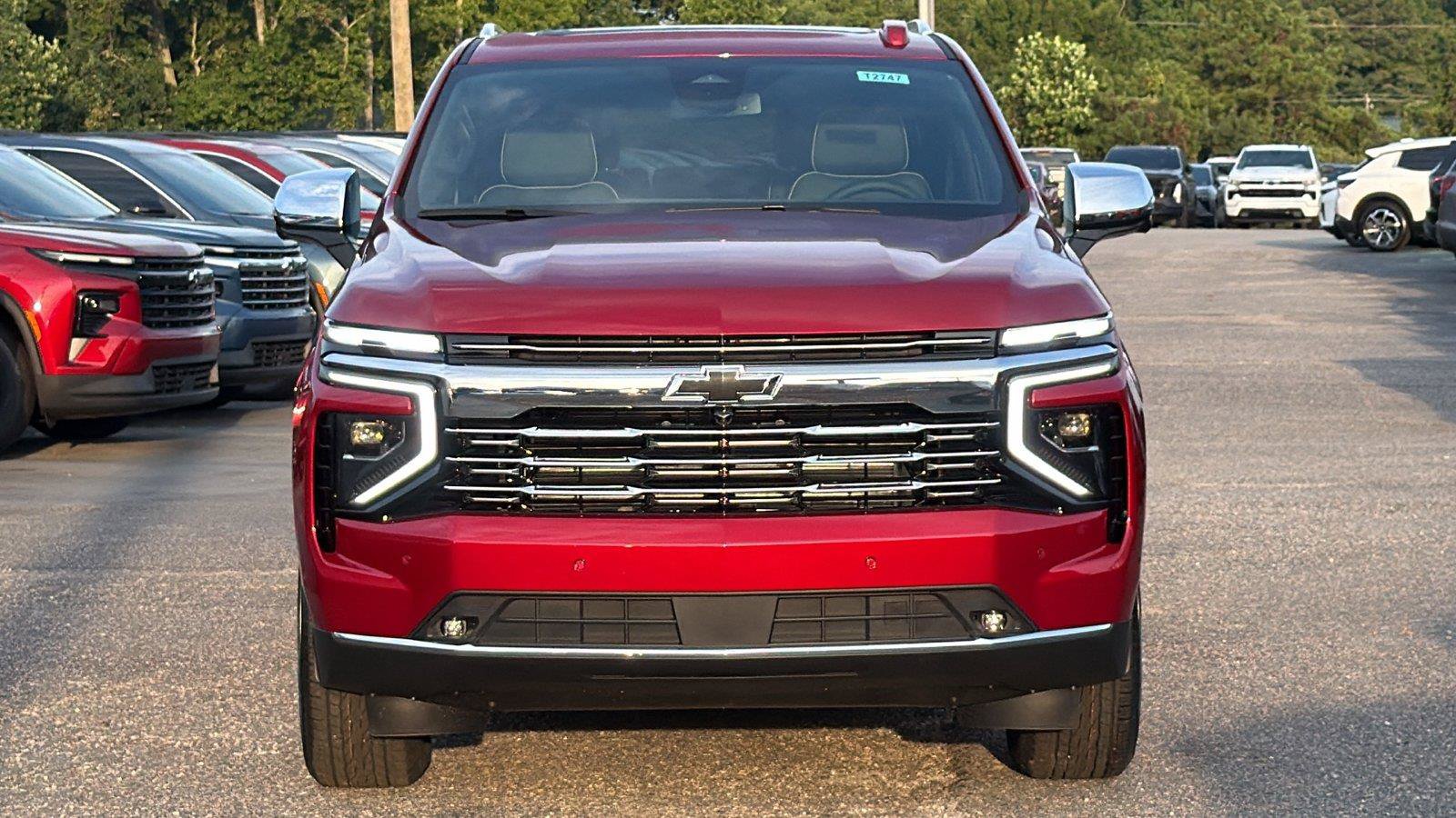 New 2026 Chevrolet Suburban Premier w/ Sun And Tow Package AWD/4WD video 2