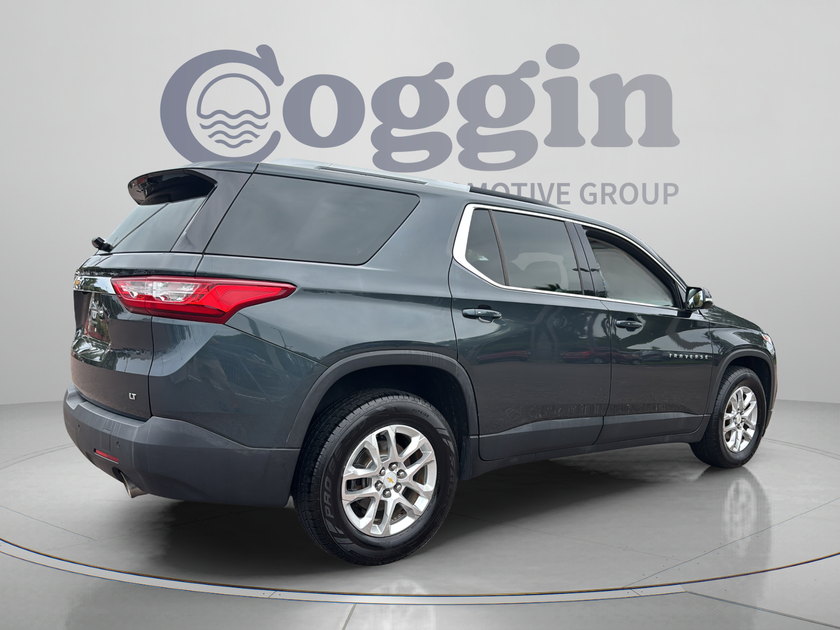 Used 2018 Chevrolet Traverse LT FWD image 5