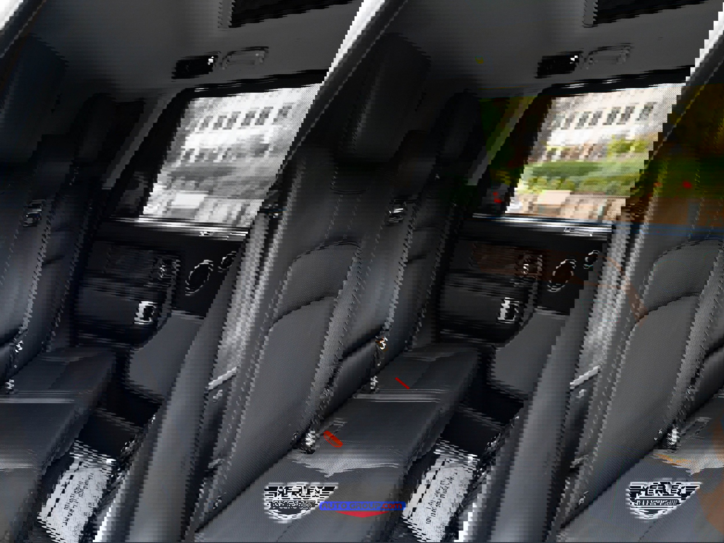 Used 2018 Land Rover Range Rover Long Wheelbase Supercharged image 18