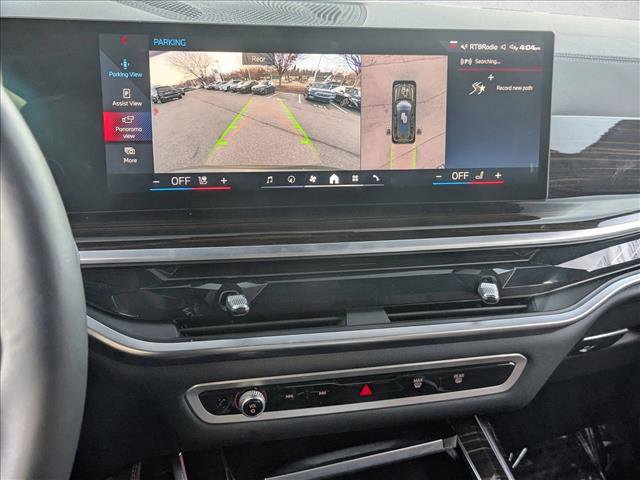 Used 2025 BMW X7 M60i image 12