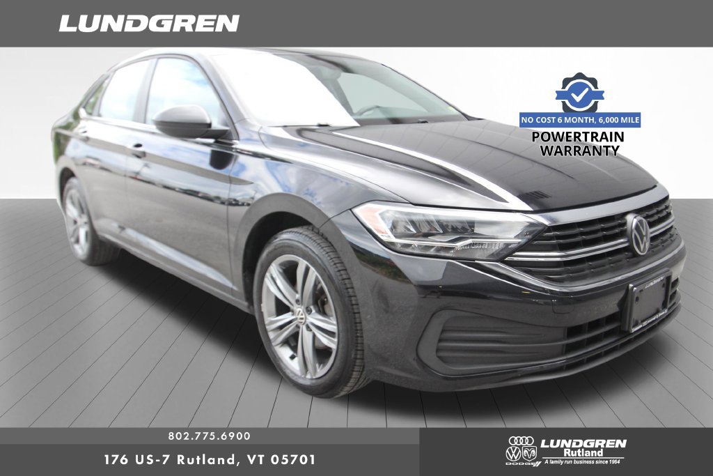 Used 2024 Volkswagen Jetta SE FWD image 1