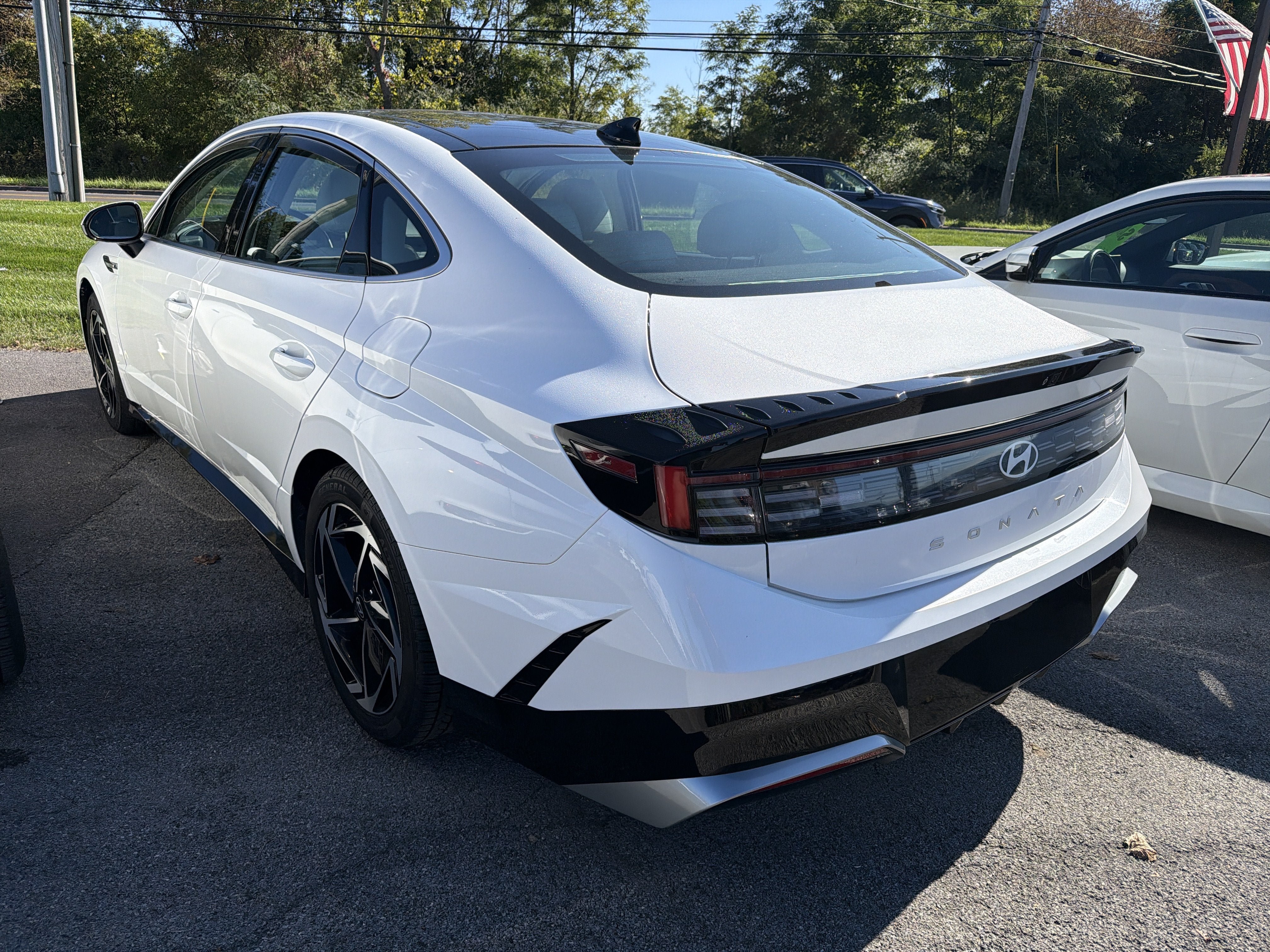 Used 2024 Hyundai Sonata SEL w/ Convenience Package FWD image 5