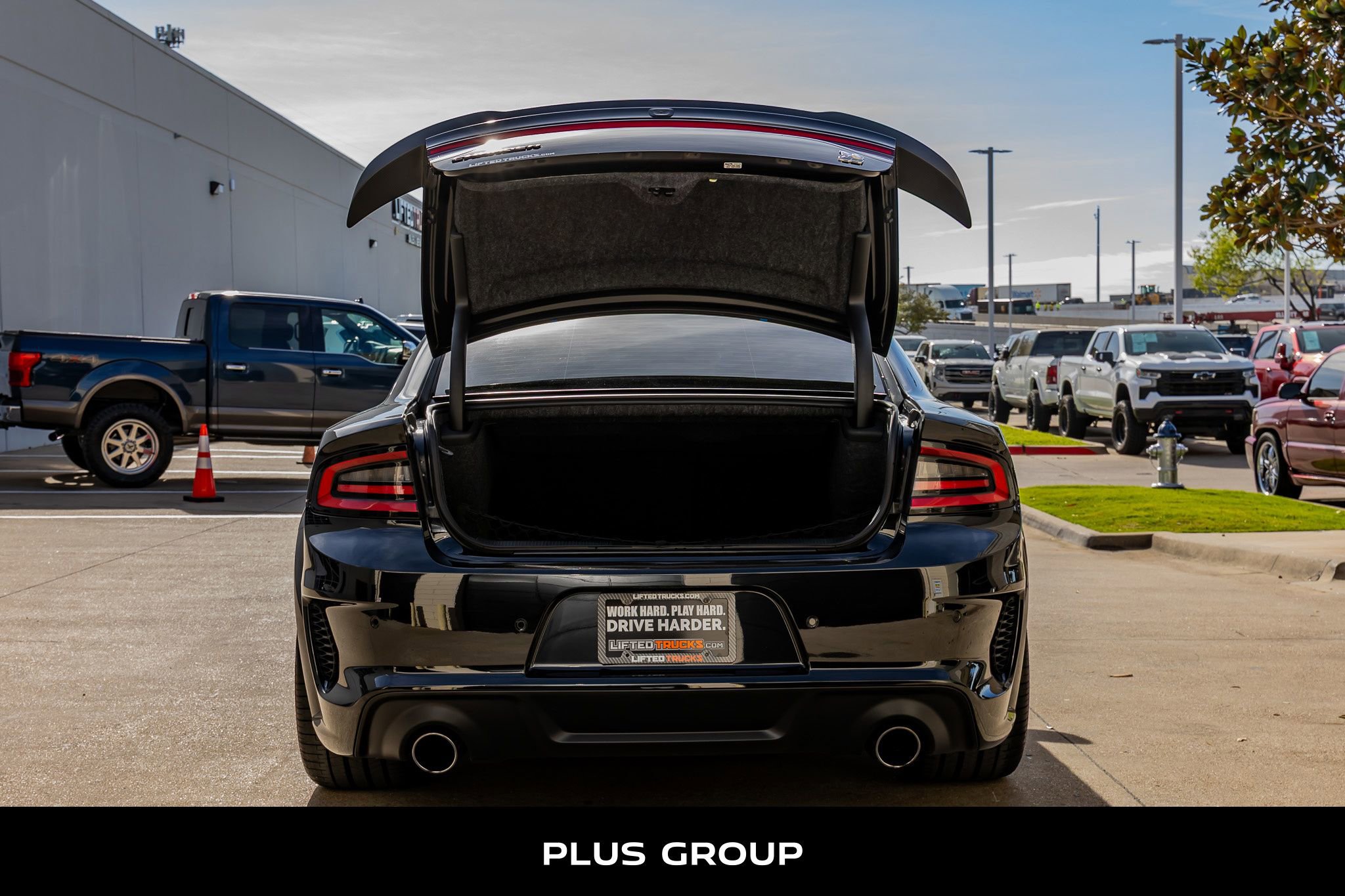 Used 2023 Dodge Charger Scat Pack RWD image 8