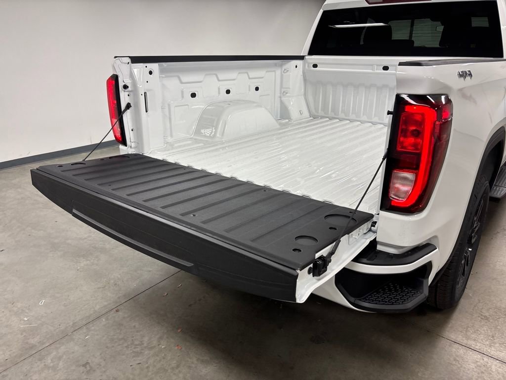 New 2026 GMC Sierra 1500 Elevation image 19