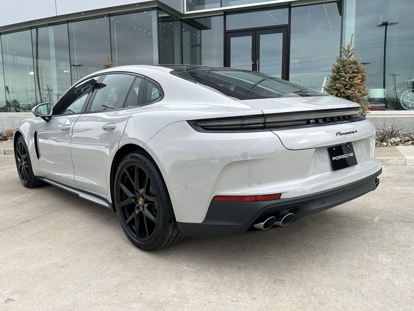 New 2026 Porsche Panamera 4 AWD/4WD image 3