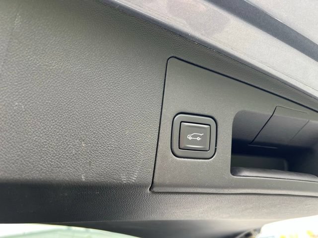 Used 2021 Cadillac XT5 Sportv AWD/4WD image 17