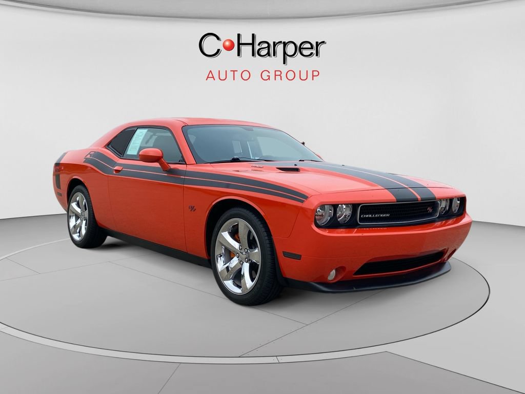 Used 2013 Dodge Challenger R/T RWD image 1