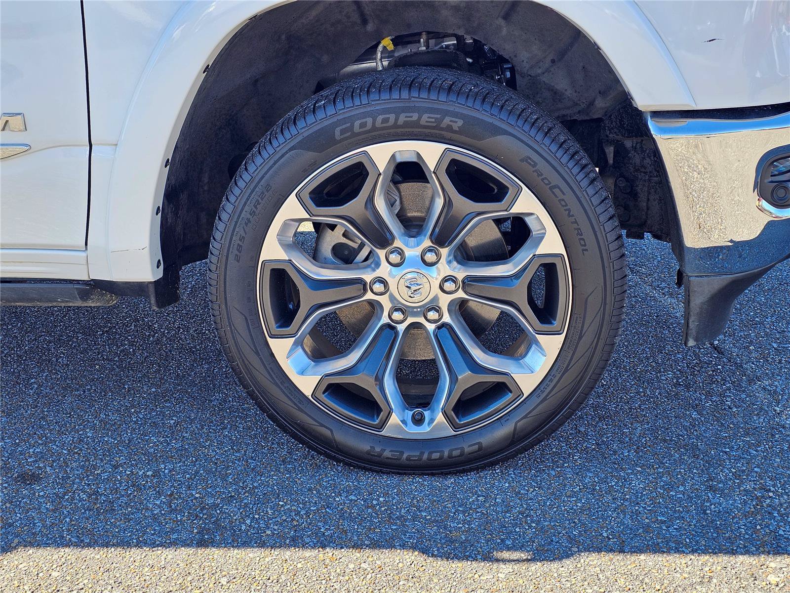 Certified 2022 RAM 1500 Limited AWD/4WD image 7