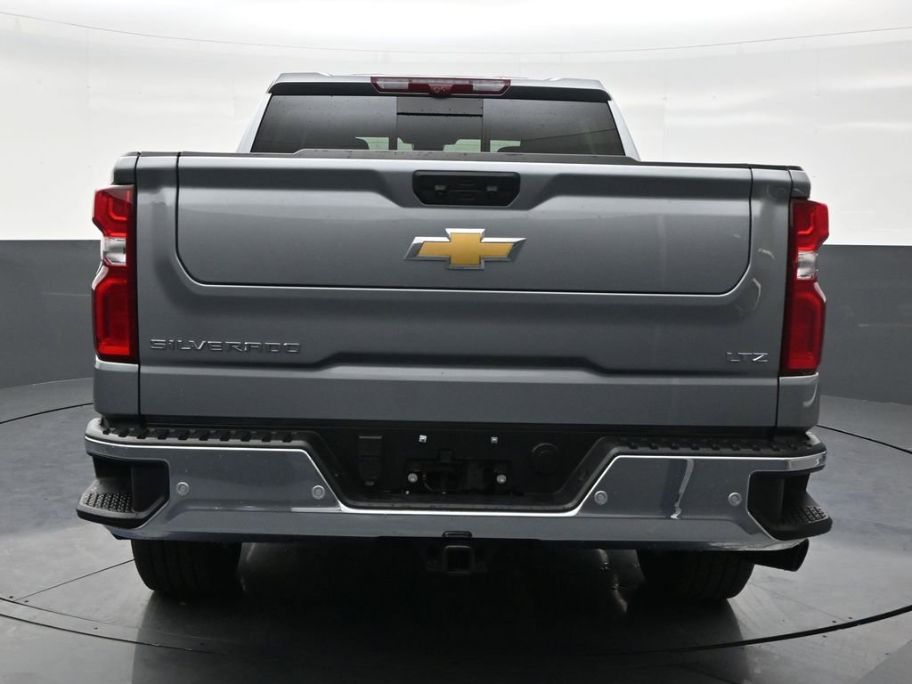Used 2025 Chevrolet Silverado 1500 LTZ w/ Technology Package image 4