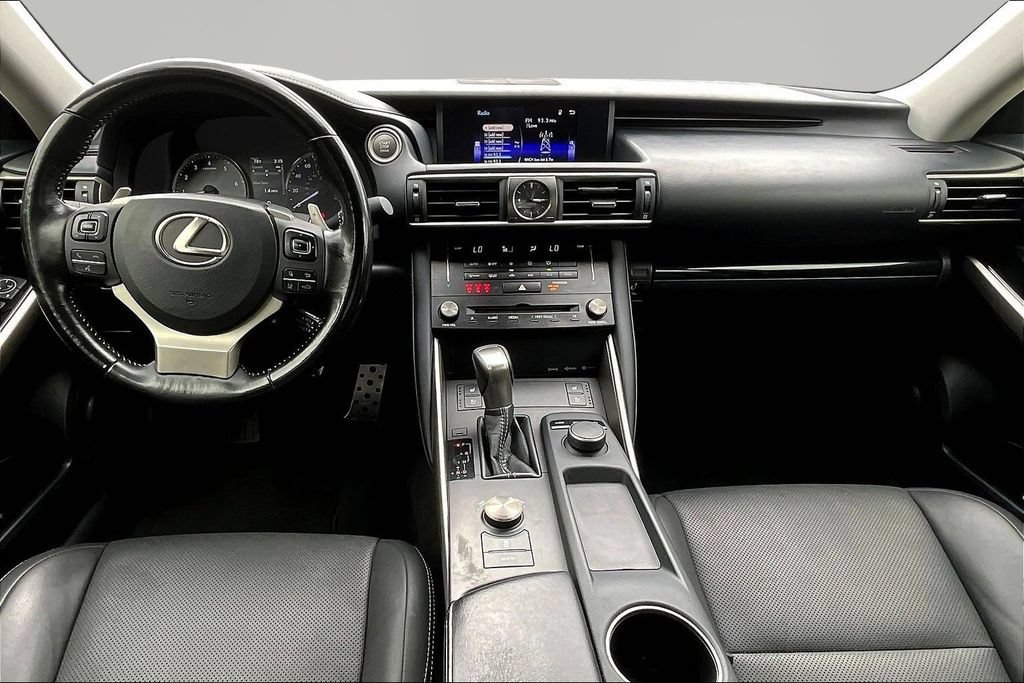 Used 2017 Lexus IS 300 AWD w/ Premium Package image 9