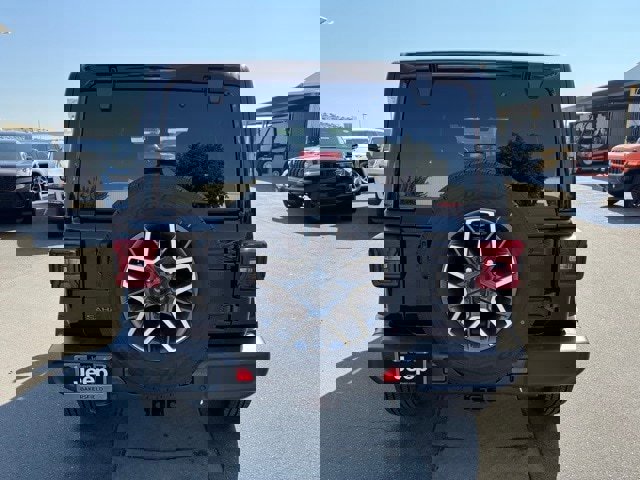 New 2025 Jeep Wrangler Unlimited Sahara image 5