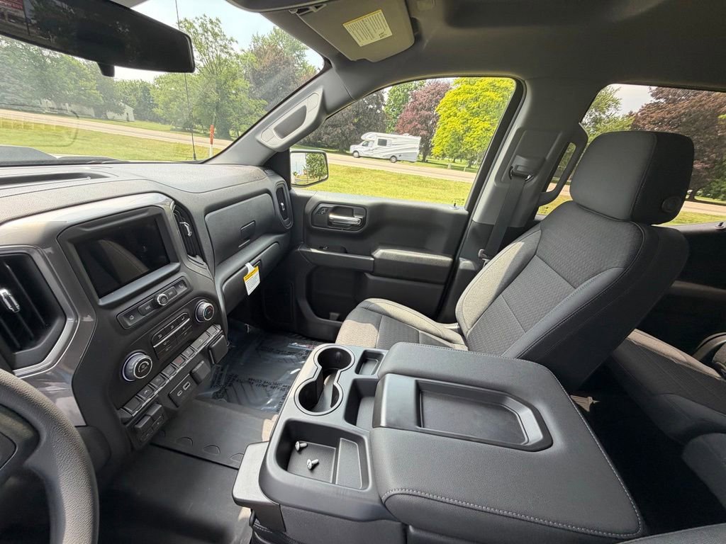 New 2026 Chevrolet Silverado 1500 Custom Trail Boss w/ Dark Appearance Package AWD/4WD image 12