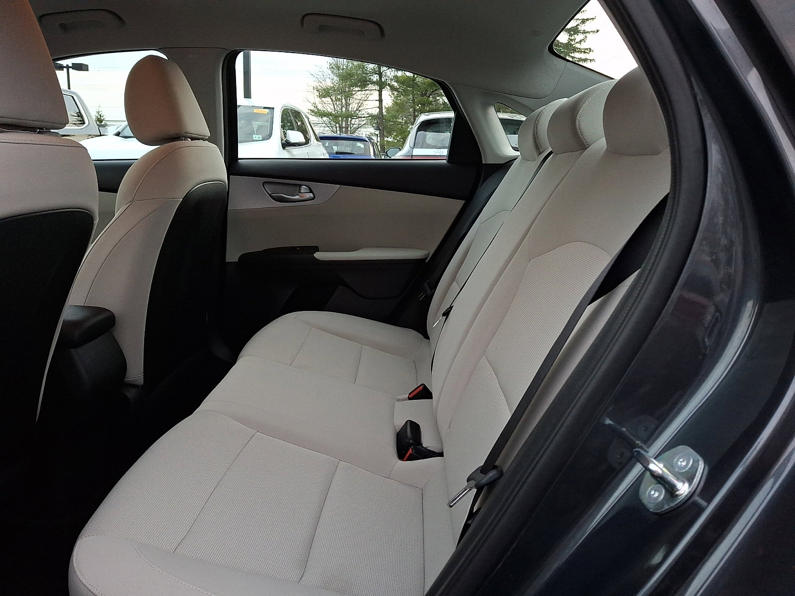 Used 2023 Kia Forte LXS image 10