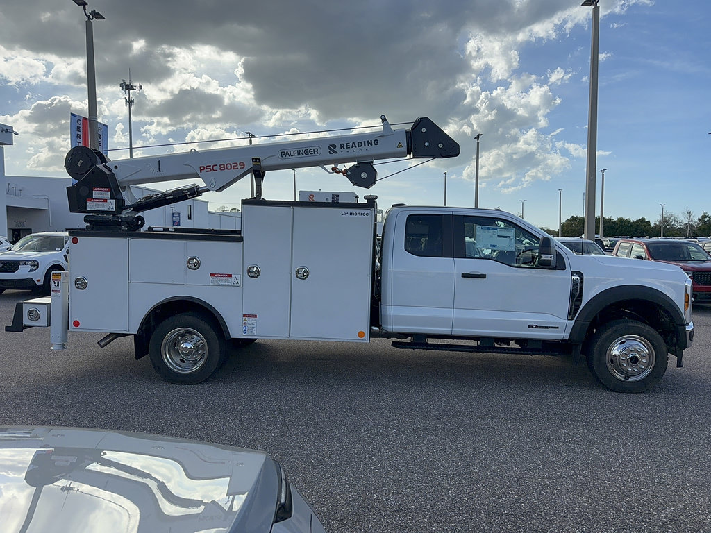 New 2026 Ford F550 4x4 SuperCab Super Duty image 5