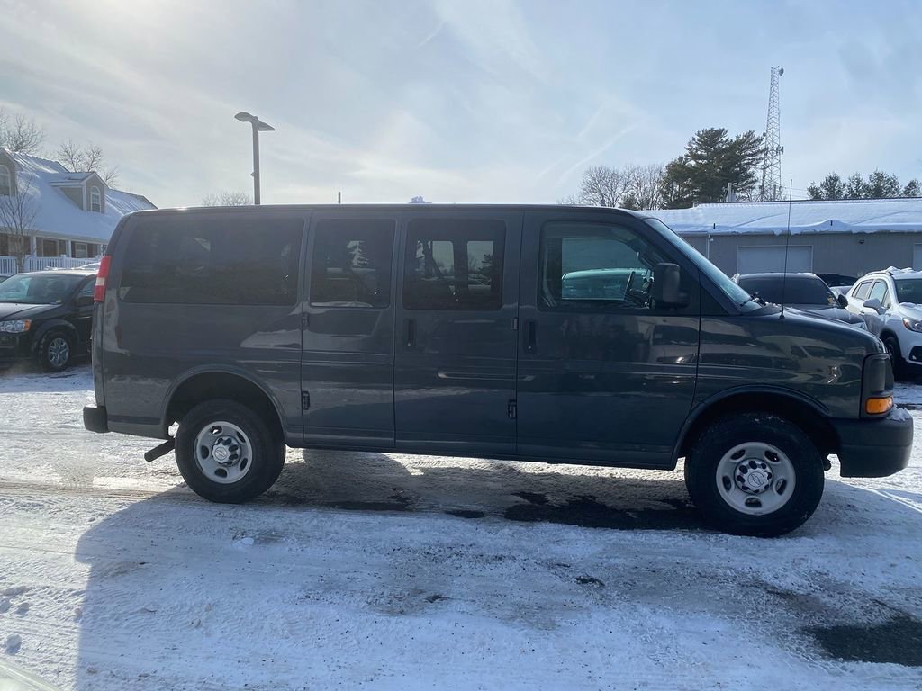 Used 2016 Chevrolet Express 2500 LS image 4