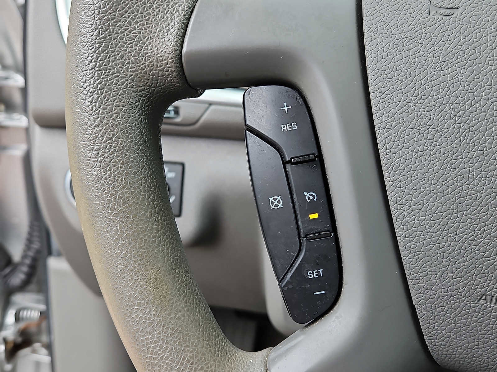 Used 2015 Chevrolet Traverse LS FWD image 22