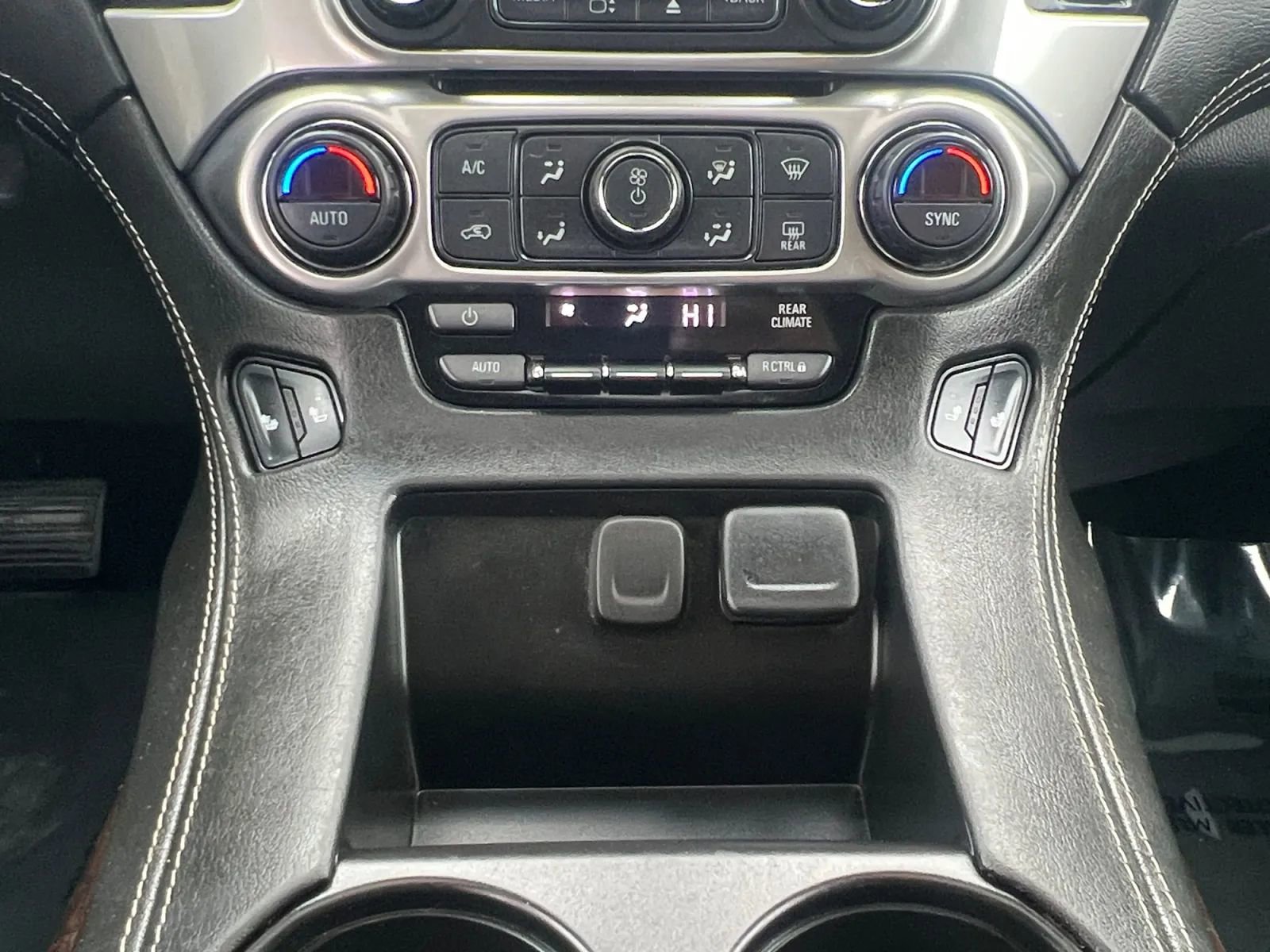 Used 2018 Chevrolet Tahoe LT image 11