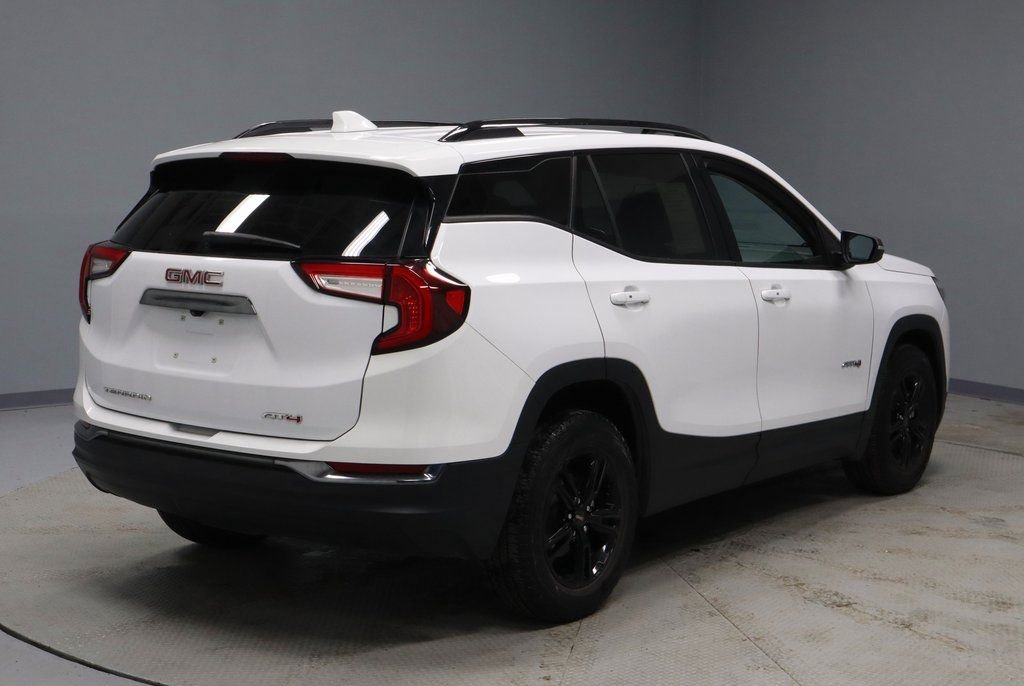 Used 2022 GMC Terrain AT4 w/ Infotainment Package II image 12
