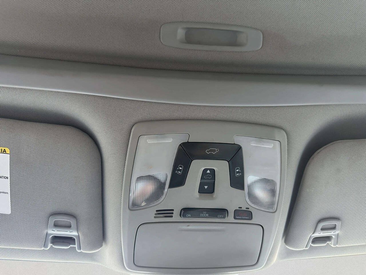 Used 2020 Toyota Sienna XLE w/ XLE Navigation Package FWD image 34