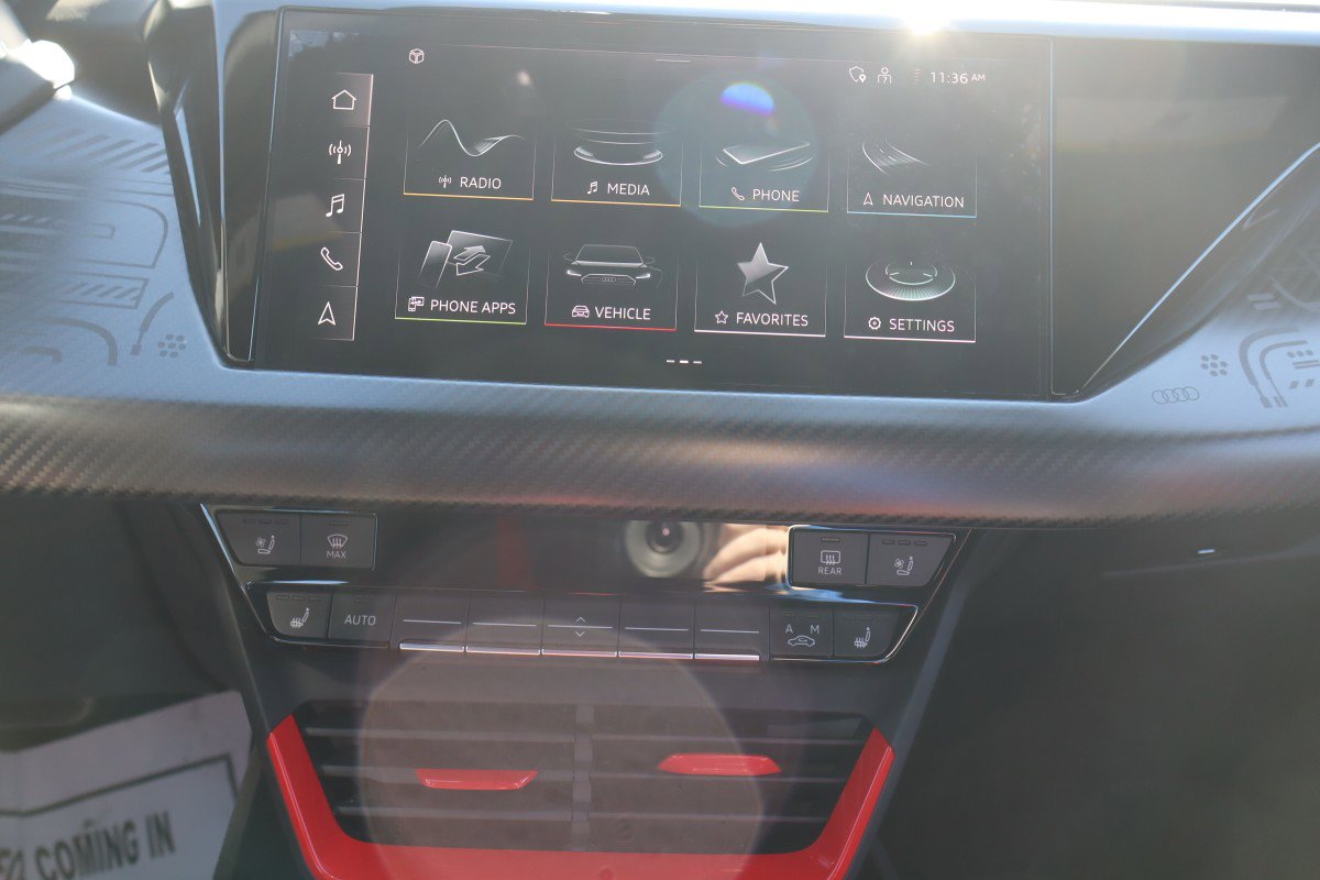 Used 2023 Audi RS e-tron GT image 13