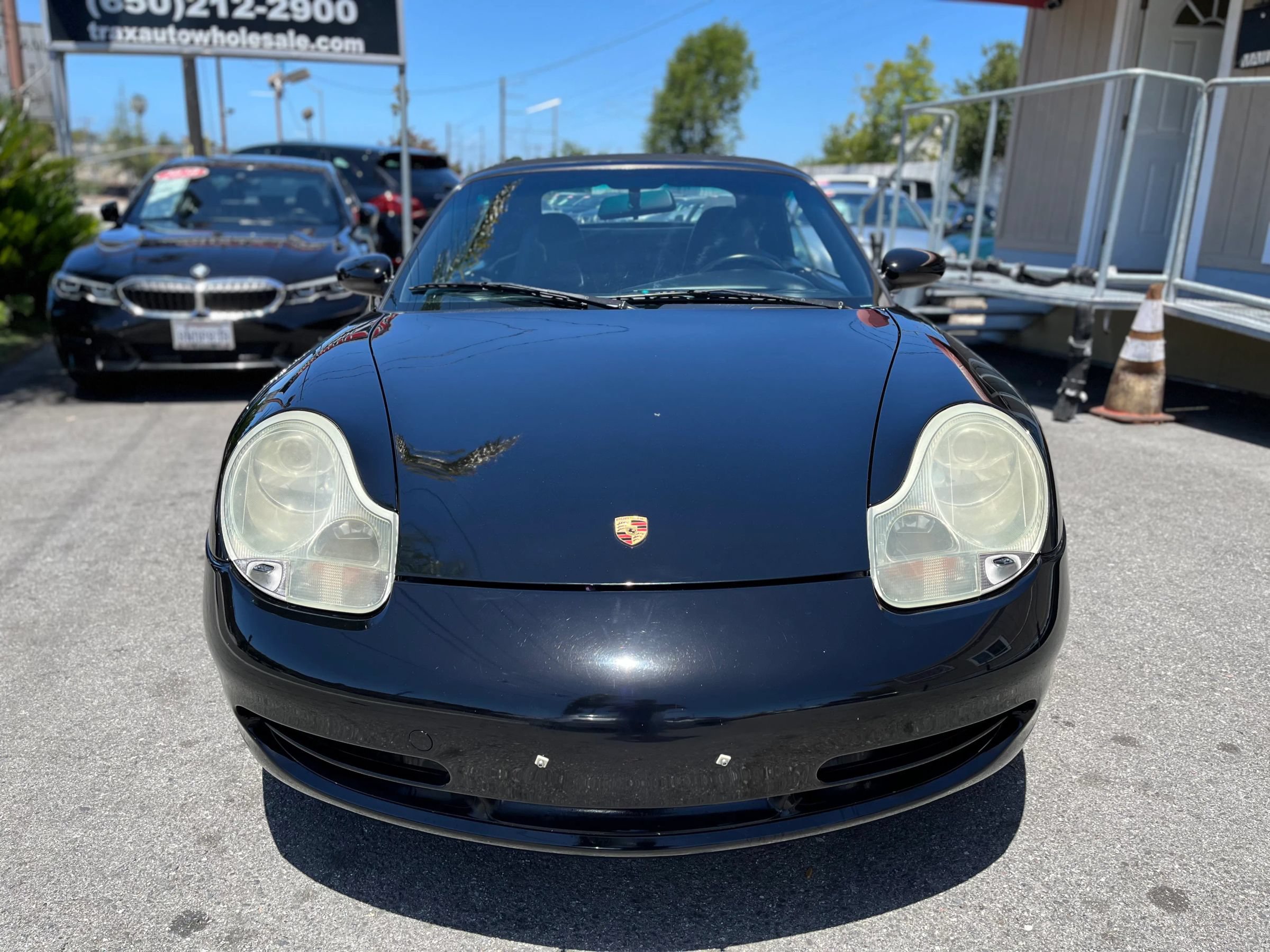 Used 2001 Porsche 911 Carrera 4 AWD/4WD image 2