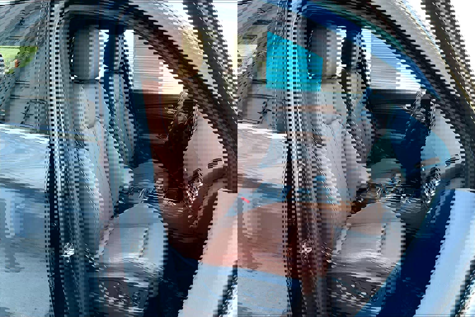 Used 2022 Audi Q5 e Premium Plus image 11