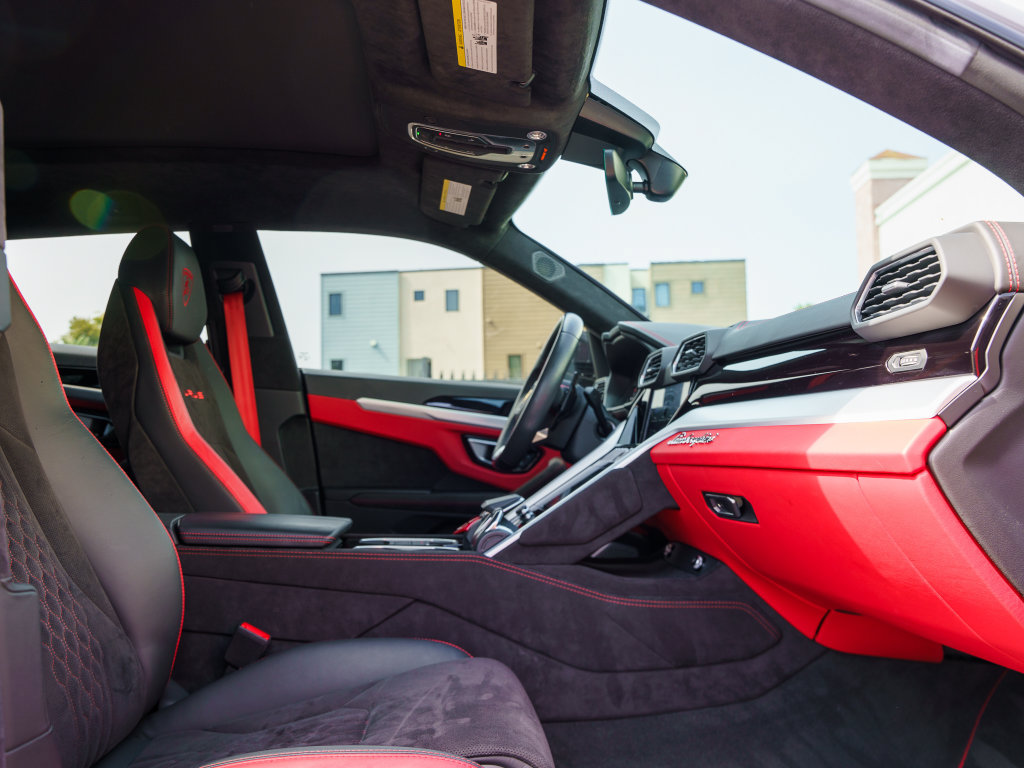 Used 2023 Lamborghini Urus S AWD/4WD image 8