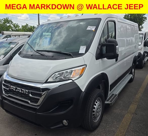 Used 2025 RAM ProMaster 2500 w/ U-Haul Equipment Group FWD image 3