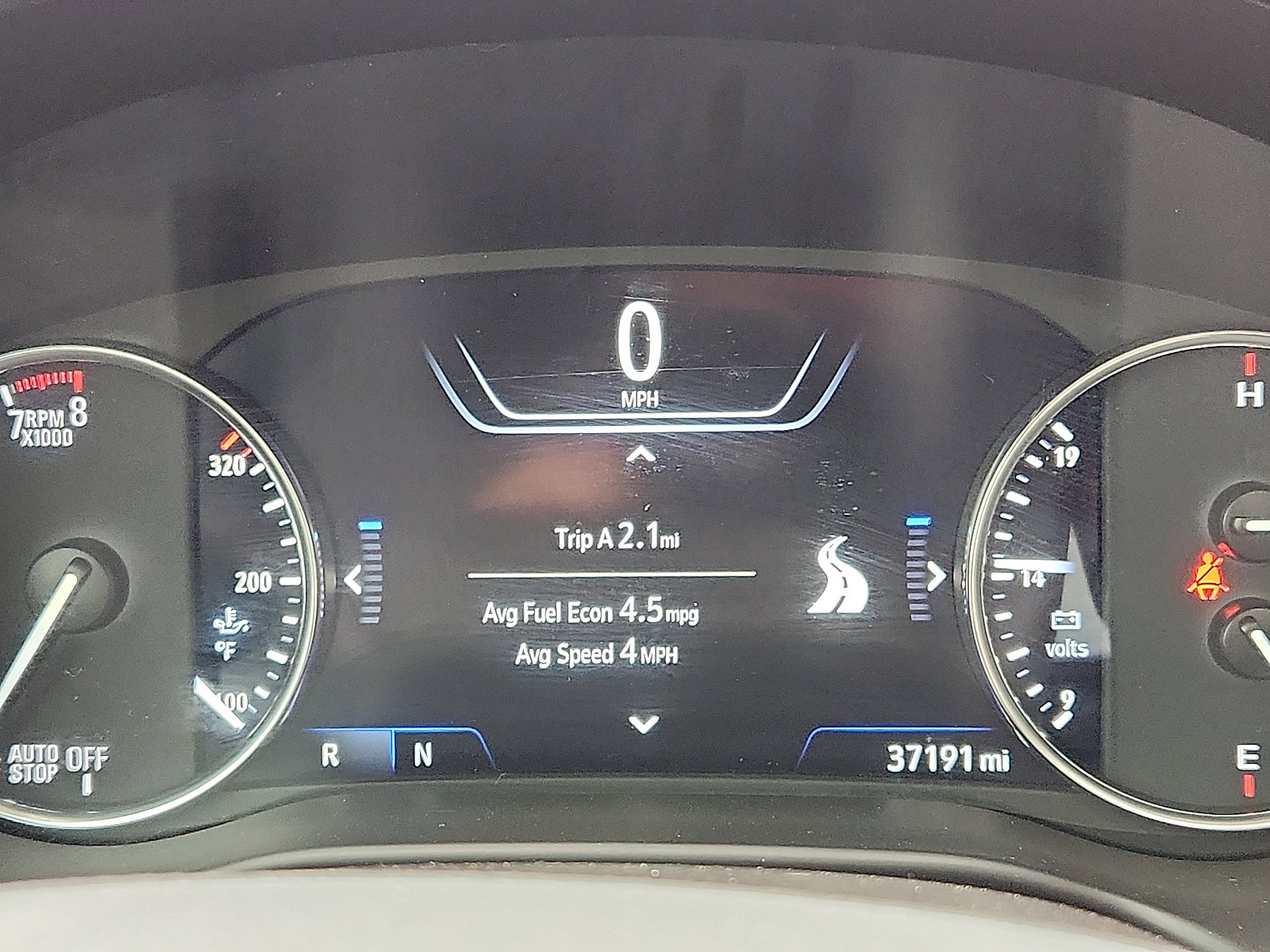 Used 2023 Buick Enclave Avenir w/ Avenir Technology Package AWD/4WD image 16