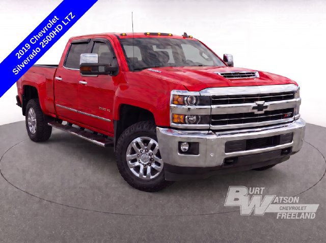 Used 2019 Chevrolet Silverado 2500 LTZ w/ Duramax Plus Package AWD/4WD image 3