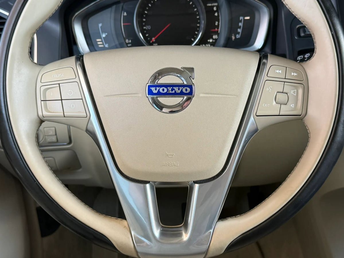 Used 2016 Volvo XC60 T5 Premier FWD image 54