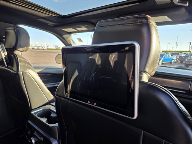 Used 2022 Ford Expedition Max Platinum image 13