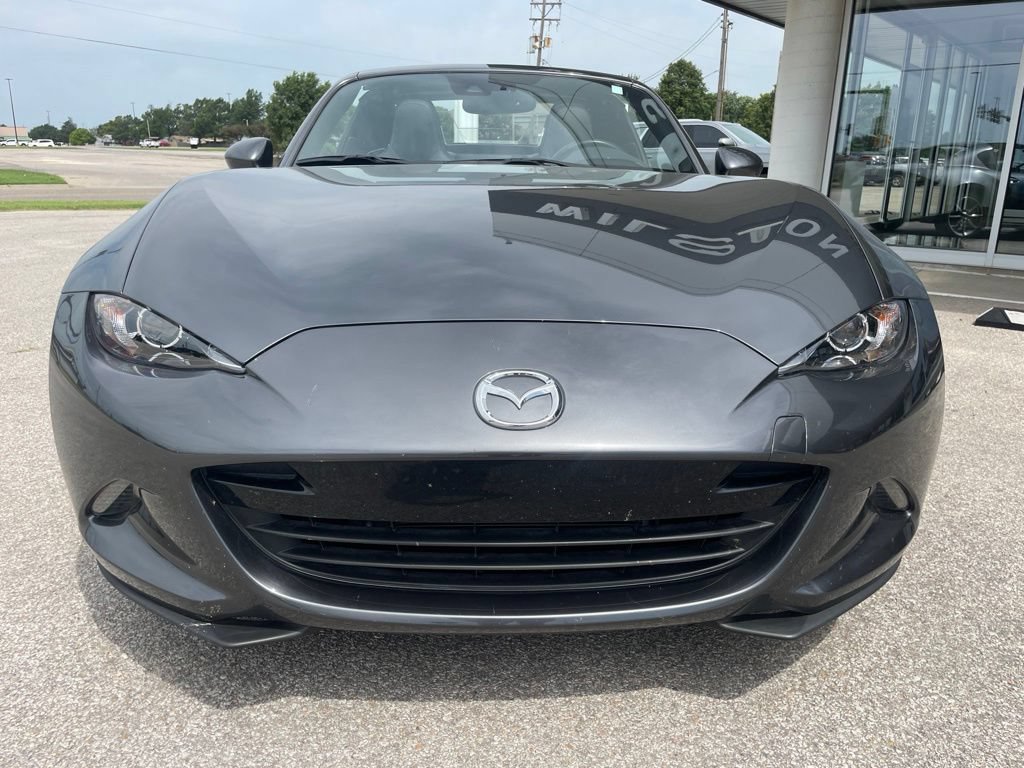 Used 2022 MAZDA MX-5 Miata RF Grand Touring RWD image 8