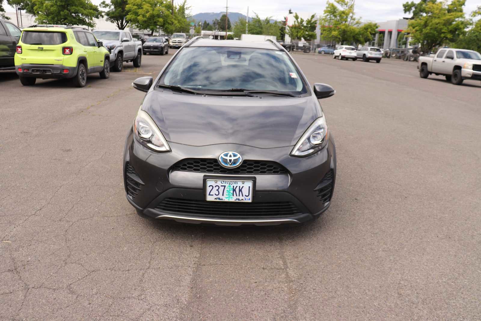 Used 2018 Toyota Prius C Two FWD image 2