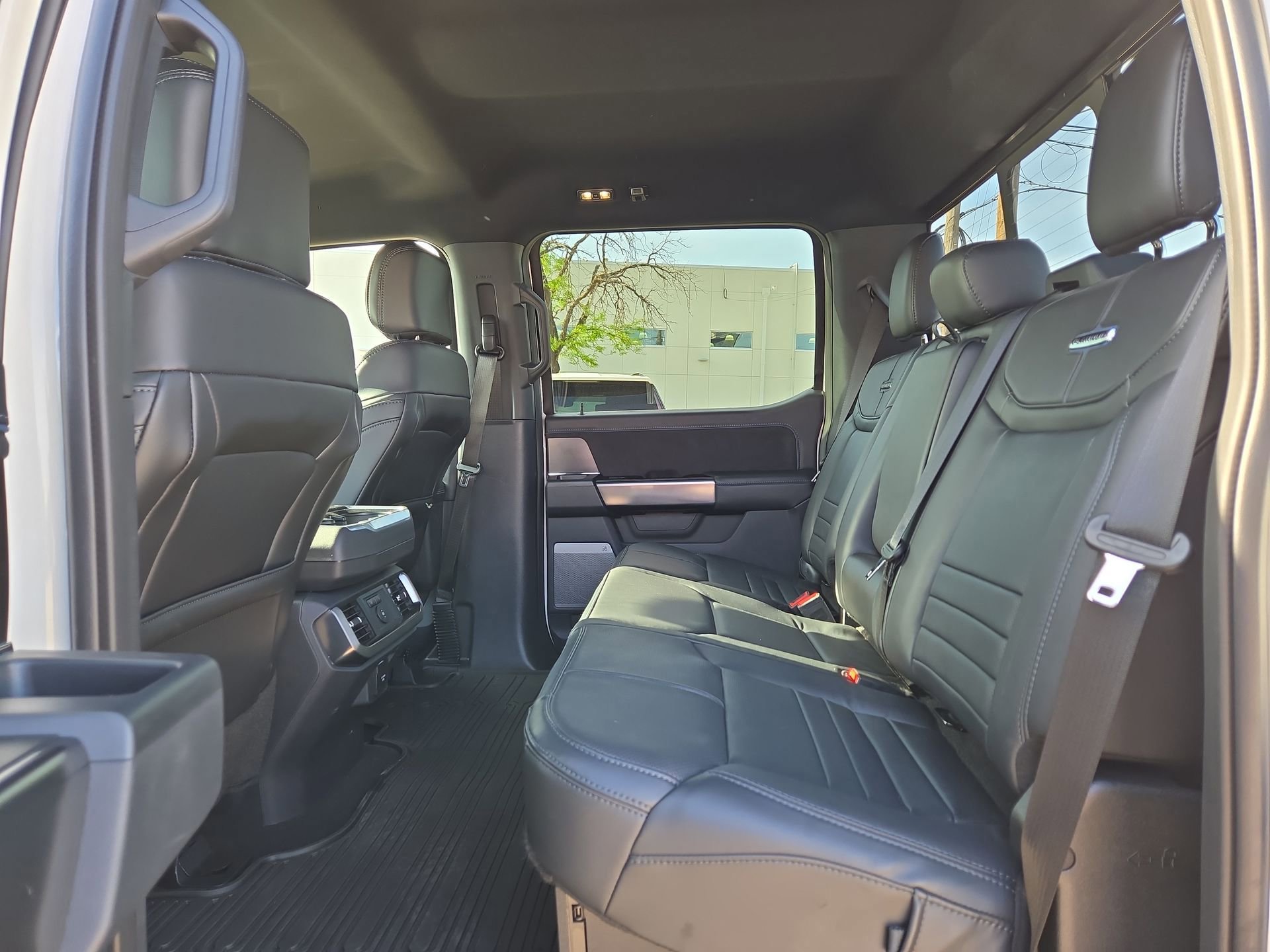 Used 2025 Ford F150 Platinum w/ FX4 Off-Road Package image 13