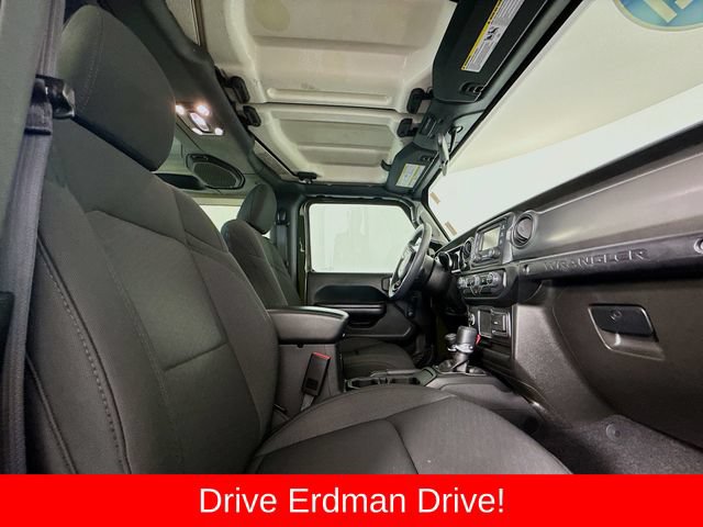 Used 2021 Jeep Wrangler Sport AWD/4WD image 22