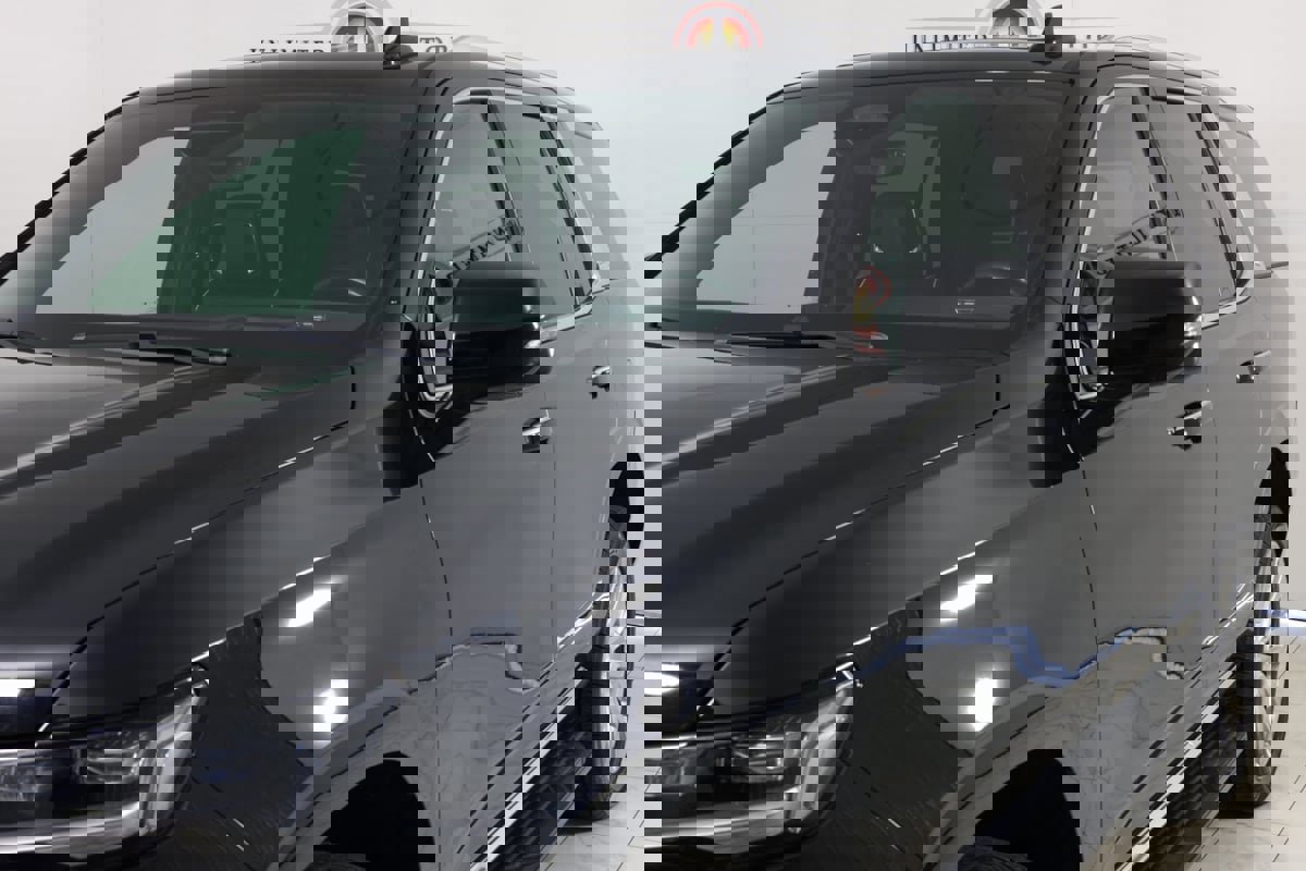 Used 2022 Cadillac Escalade Premium Luxury image 51