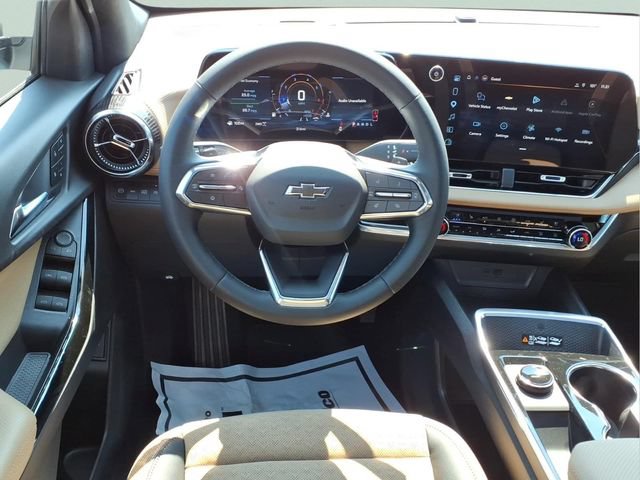 New 2027 Chevrolet Equinox ACTIV w/ Safety and Technology Package AWD/4WD image 4