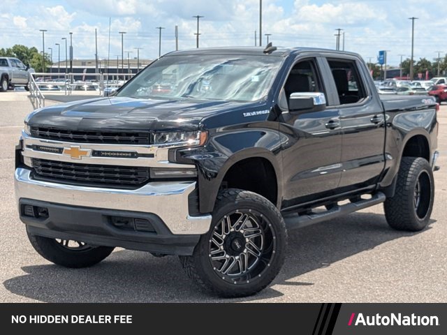 Used 2020 Chevrolet Silverado 1500 LT w/ Convenience Package AWD/4WD image 1